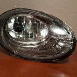 "Eagle Eyes" Right Passenger Headlight Assembly For 96-98 Ford Taurus 