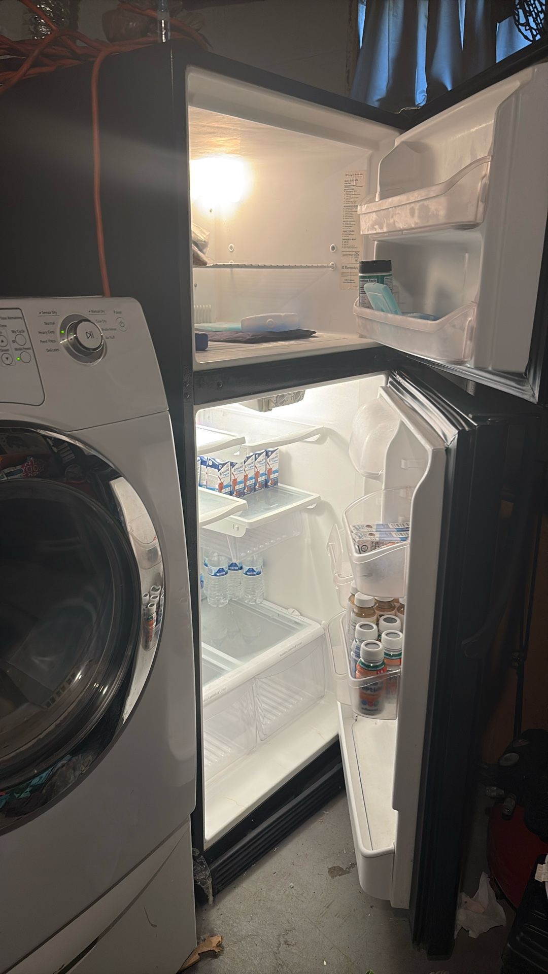Refrigerator Frigidaire