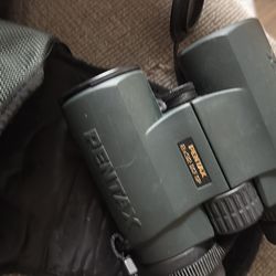 PENTAX  binoculars