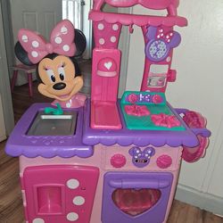 Minnie kitchen set