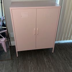 Locker Pink 
