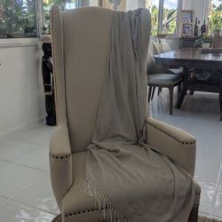 Two (2) Wingback Chair Espectacular Pair of Beige Classic Wingback Armchair – Beige Upholstery-OPORTUNITY BOTH FOR ONLY $200.