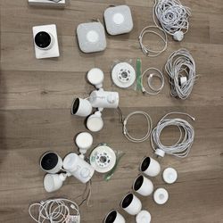 Google Nest Smart Home Security Bundle - Cameras, Floodlights, Smoke Detectors, Doorbell ,Thermostat