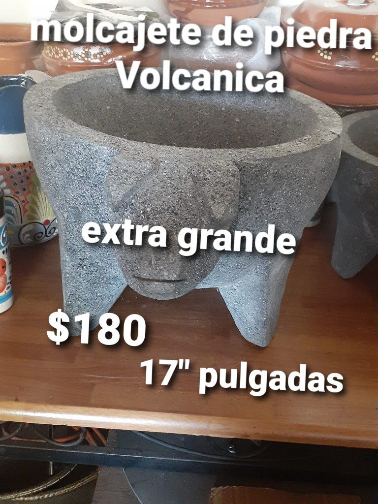 Molcajete Super Grande De Piedra Volcanica 18 Pulgadas for Sale in Aurora,  IL - OfferUp