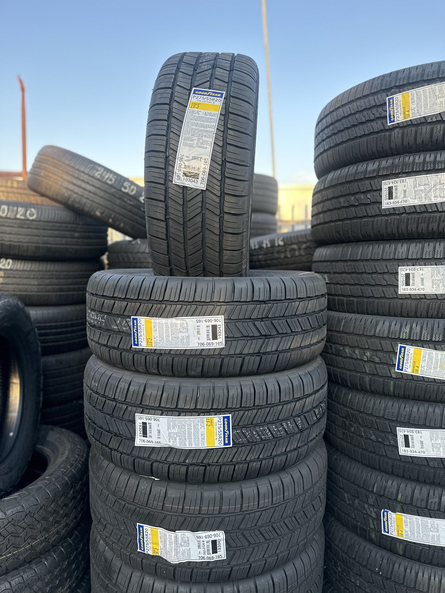Goodyear Eagle lS2 275/55r20 a Set Of Four New Tires, Ask me any size or brand of your preference
