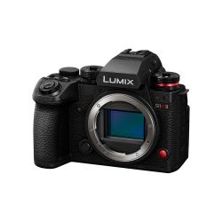 Panasonic LUMIX S1R II Mirrorless Camera