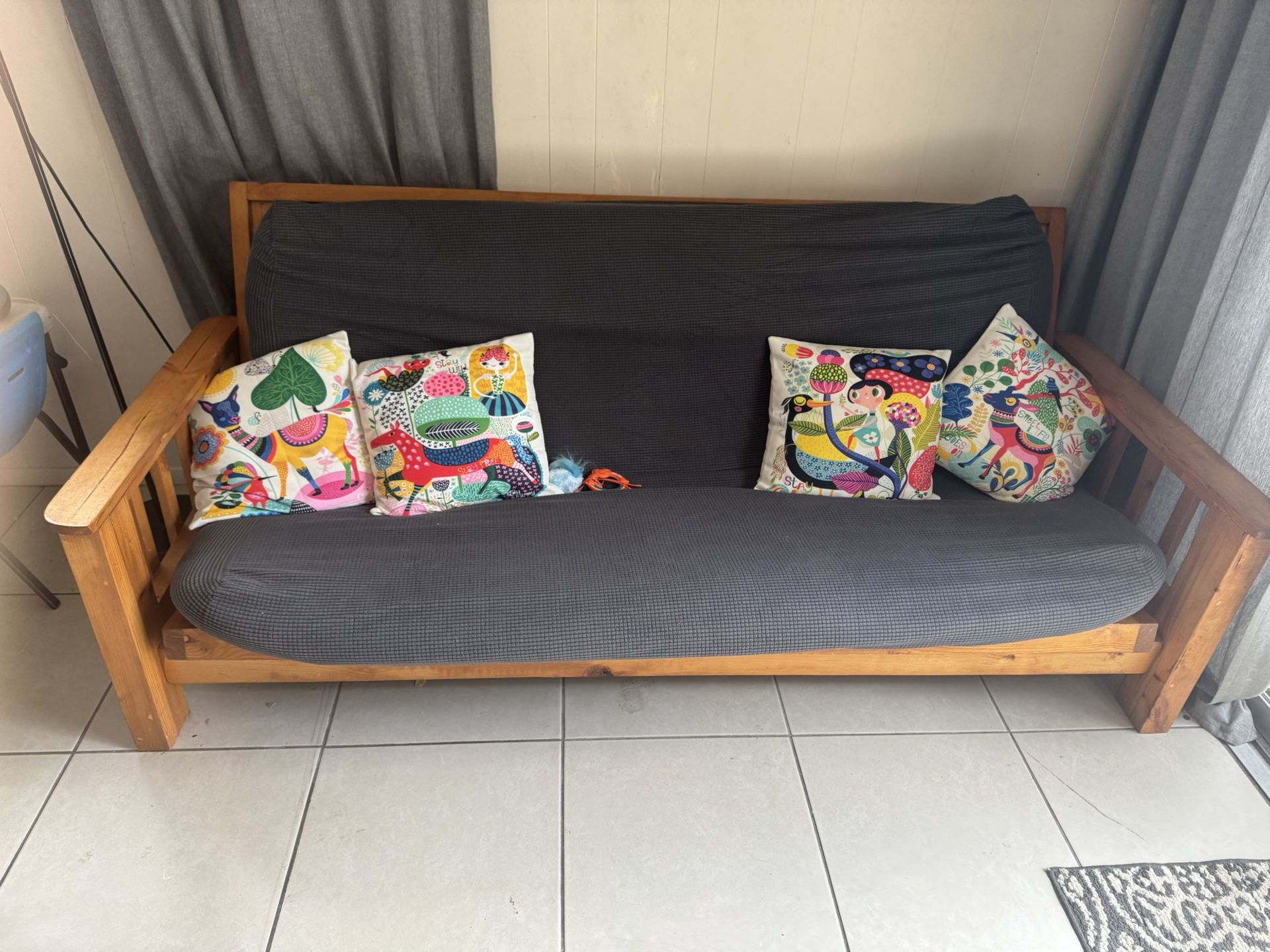 Futon couch Bed