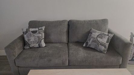 Love seat