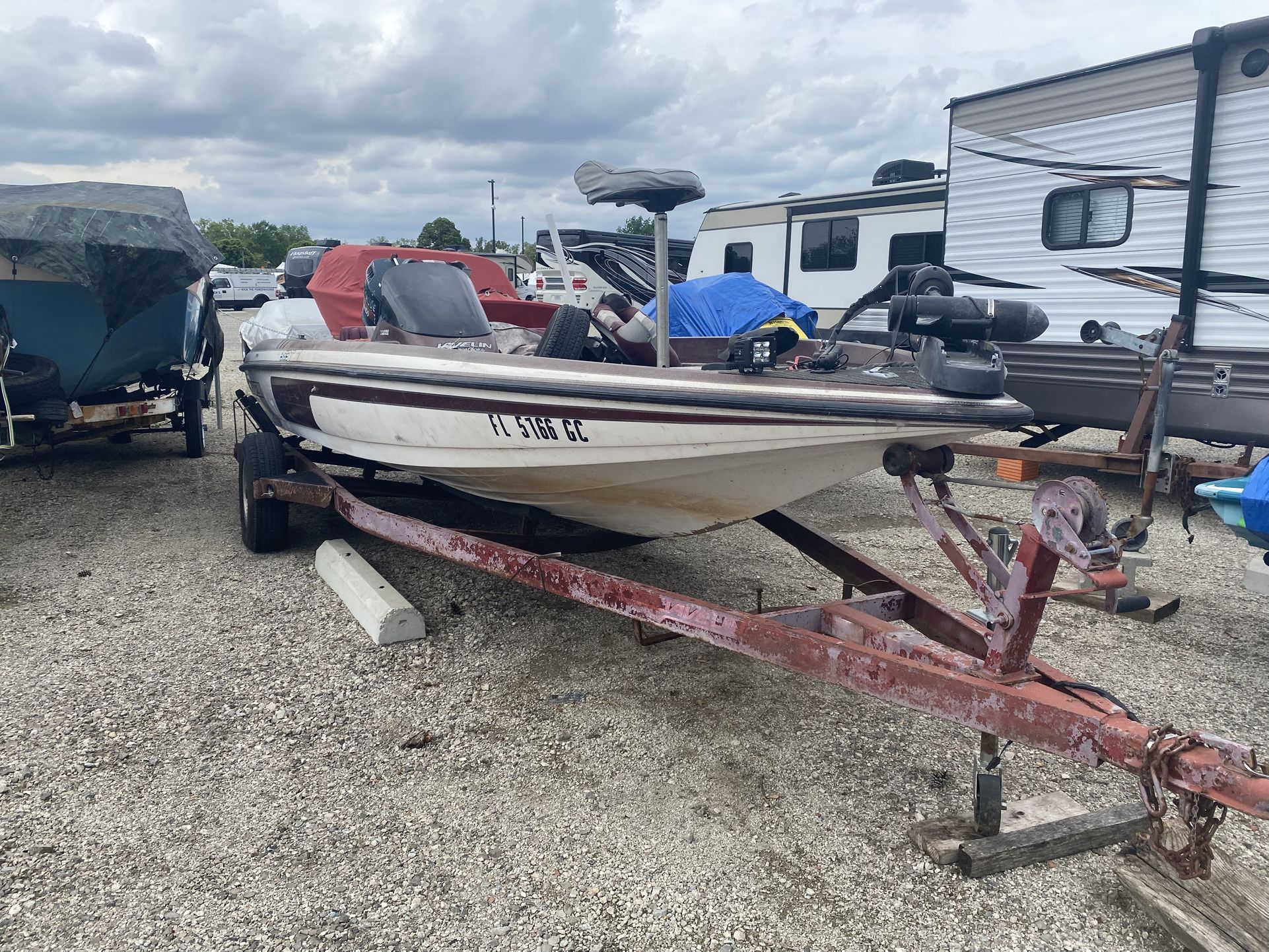 1994 Stratos Javelin 389T