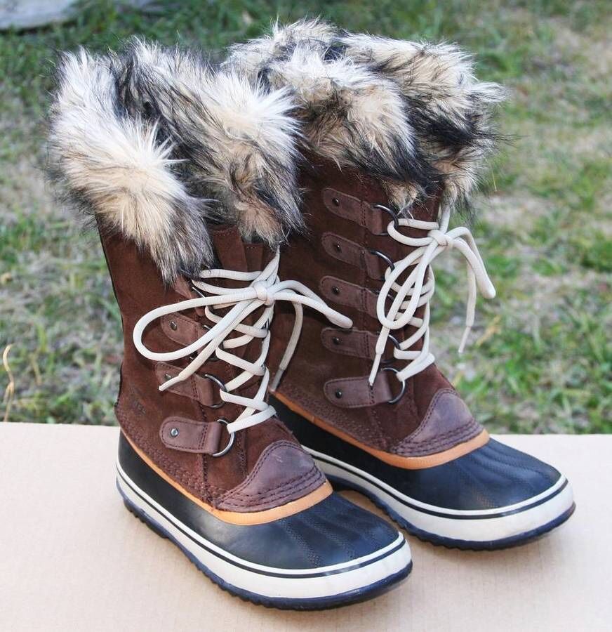 Women’s SOREL Joan of Arctic Snow/Rain Waterproof Boots with Box size 7
