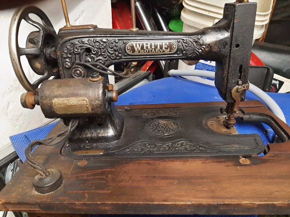 White Rotary Sewing Machine Still Works