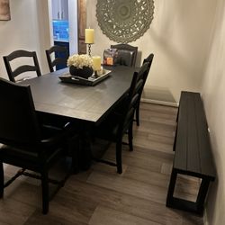 Dinning table W/ Extra Leaf, 6 Chairs And A Bench 
