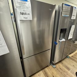 Whirlpool Bottom Freezer Refrigerator 