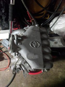 Toyota Srunner throttle body.