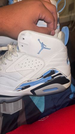 Nike Air Jordan 6 Retro UNC (University Blue)