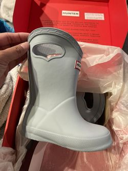 BRAND NEW Hunter Kids First Classic Pull-on Rain Boot