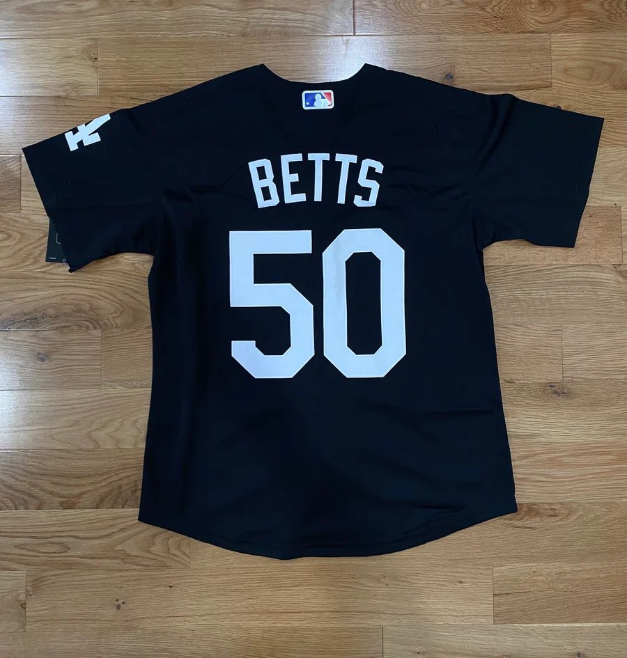 #5 FREEMAN ( New Dodger Jersey  Blue ) for Sale in Los Angeles, CA -  OfferUp
