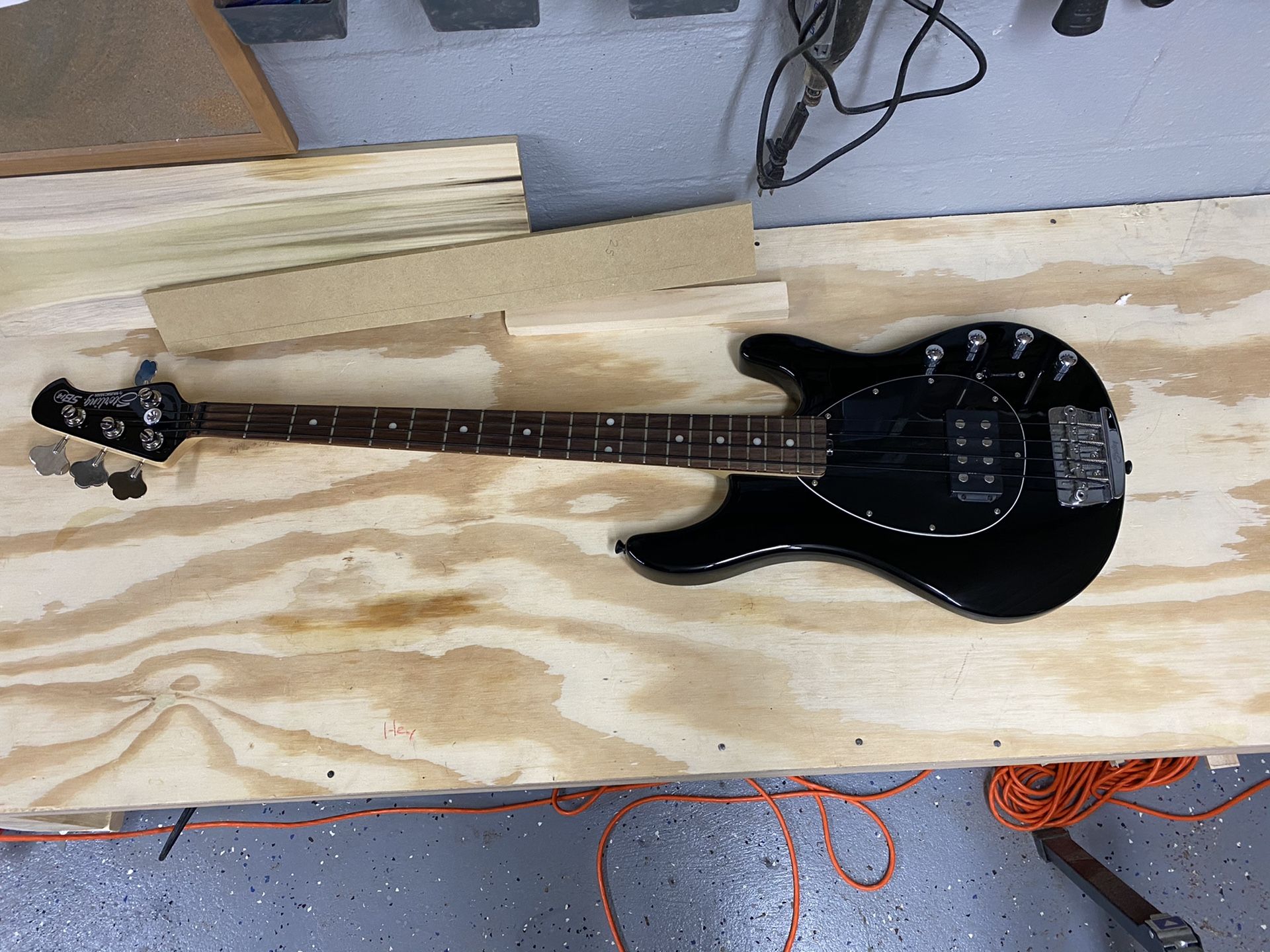 Sterling by Music Man SB14