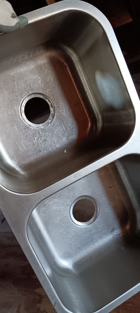 Stainless Steel Kitchen Sink