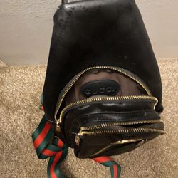 Gucci Hand Bag Mint Good Condition 