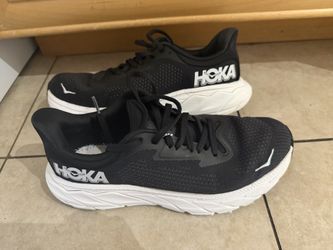 Women’s Hoka Arahi 8.5