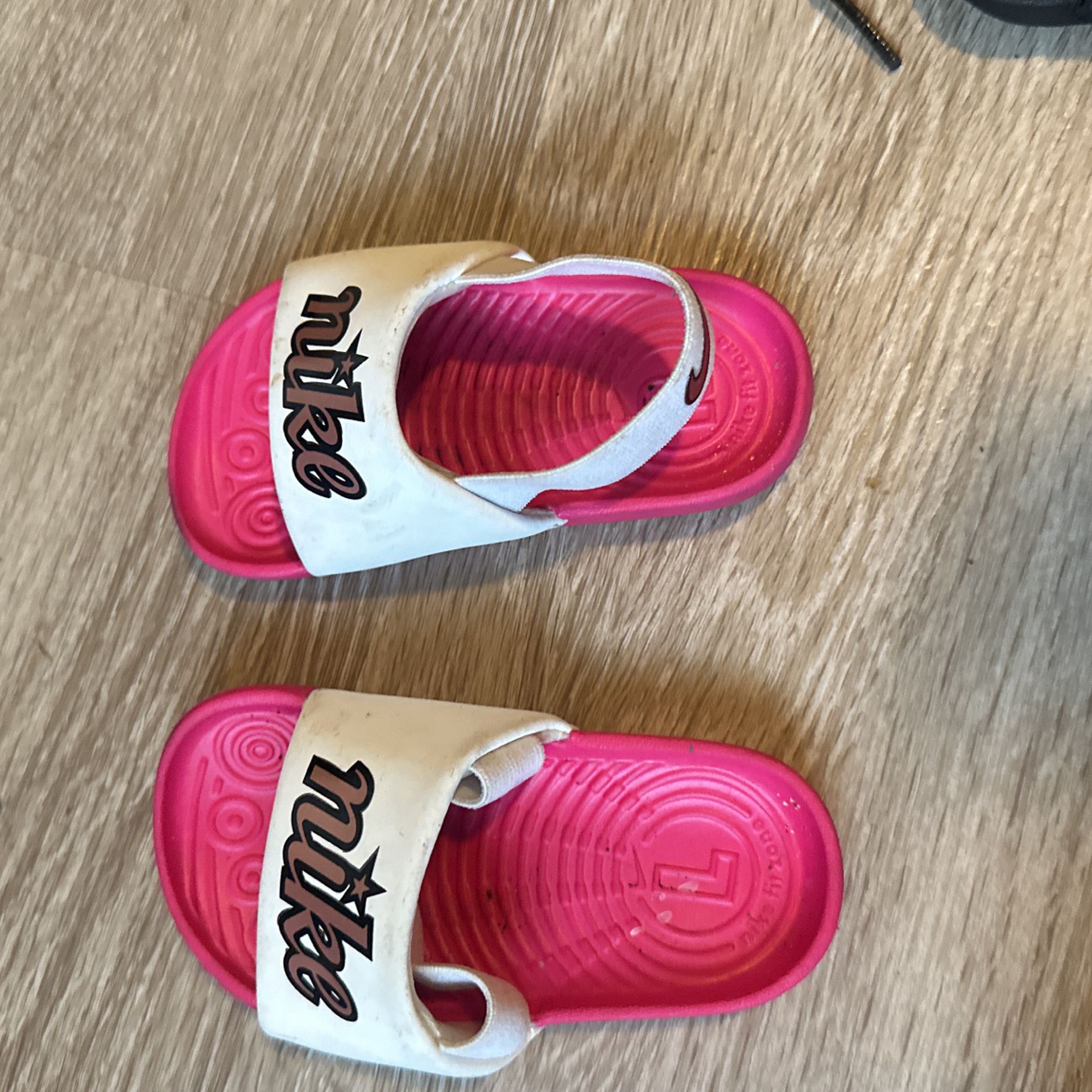 Baby Nike Sandals Pink