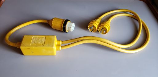 Marinco Reverse Y Adaptor (Dual 30 To Single 50)