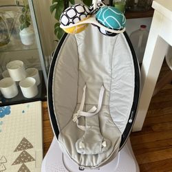 4moms® mamaRoo 4 Multi-Motion™ Baby Swing, Bluetooth Baby Rocker with 5 Unique Motions, Cool Mesh Fabric, Grey