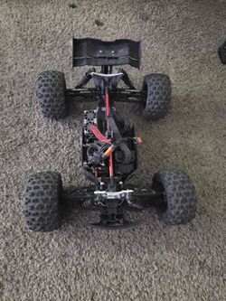 RC TRUCK