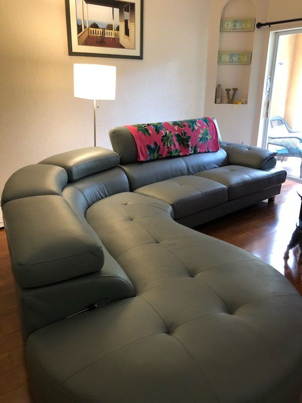 Sofia Vergara Cassinella Hydra 2 Pc Sectional Sofa Couch Grey/Blue