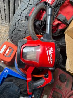 Milwaukee vacuum