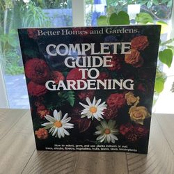 Complete Guide To Gardening Book