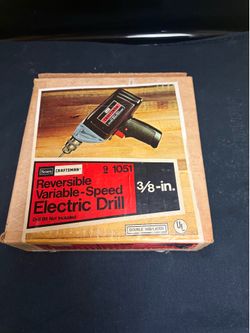 Vintage Sears craftsman 3/8 variable speed reversible drill with original box