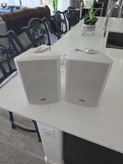 Bluetooth Outlook Speakers