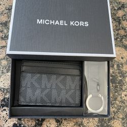 Michael Kors Men’s Wallet & Key Fob