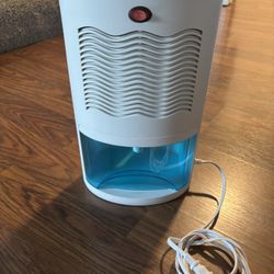 Dehumidifier *Works!*
