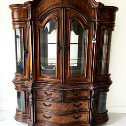 Elegant Antique Real Wood China Cabinet