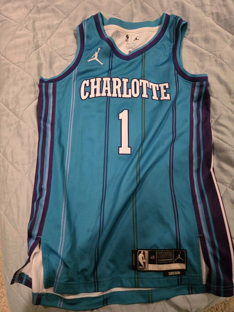 Lamelo Ball Charlotte Hornets Nike Jersey
