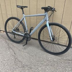 Scott metrix 30 EQ bike