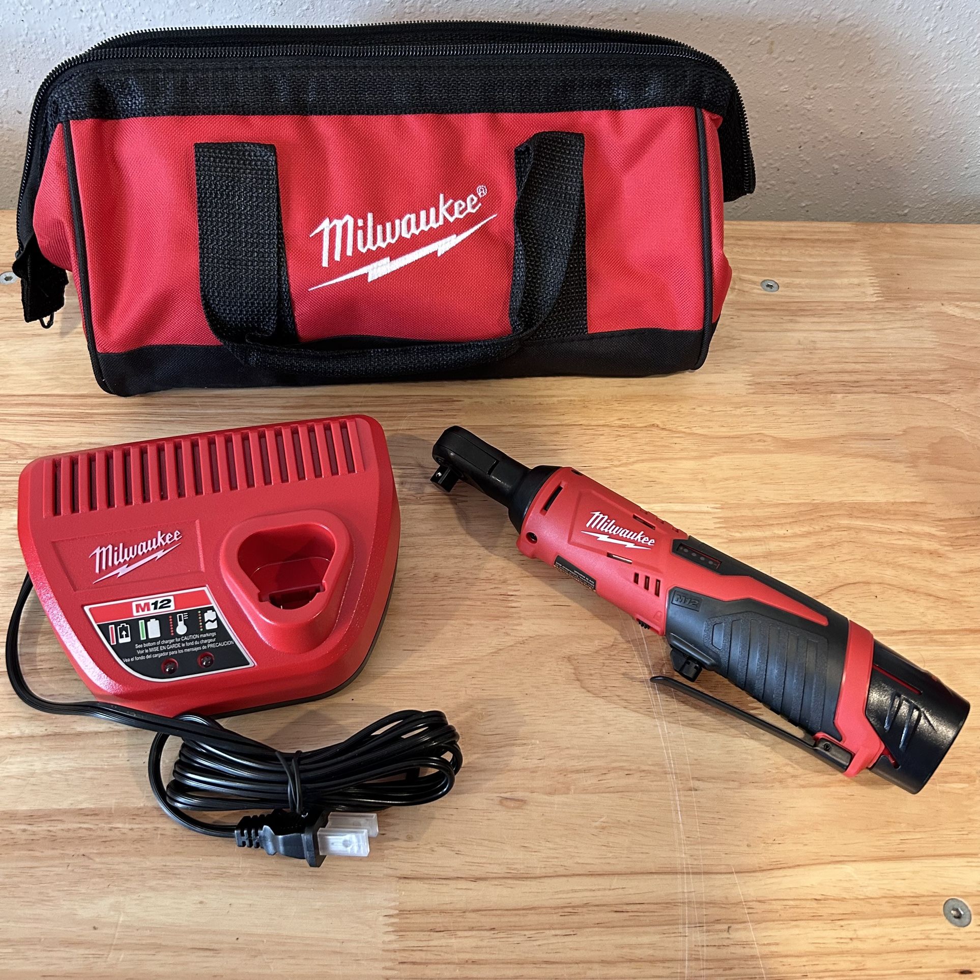 Milwaukee M12 3/8 in. Ratchet