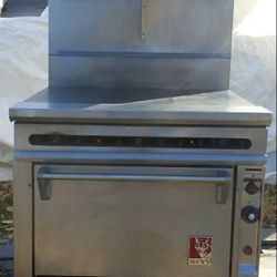 Wolf FV361 Commercial Heavy Duty Griddle Top Gas Range With Standard Oven Base