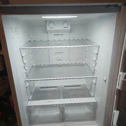 Refrigerador Insignia 18 Ft