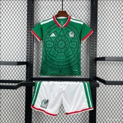MEXICO EL TRI KIDS / YOUTH SOCCER KIT - JERSEY & SHORTS SIZE 2T - 14Yrs