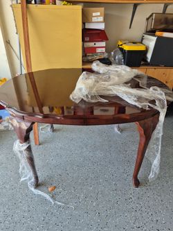 Dinning table,new