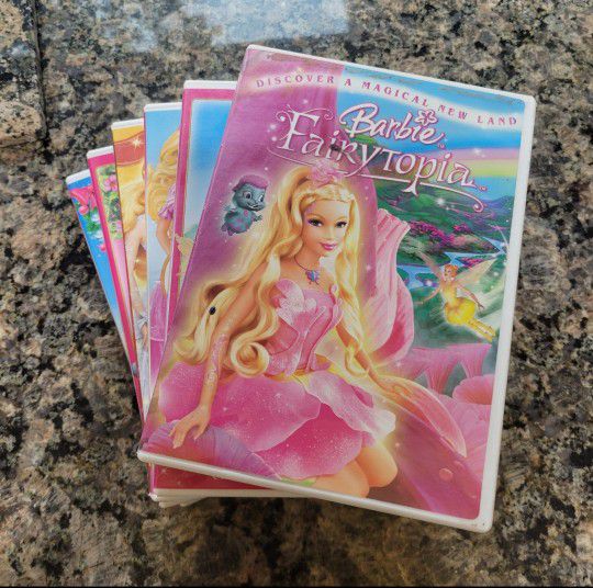 Barbie TV, Barbie DVD player, 6 Barbie DVD's