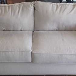 New City Furniture Off White/Cream Sofa