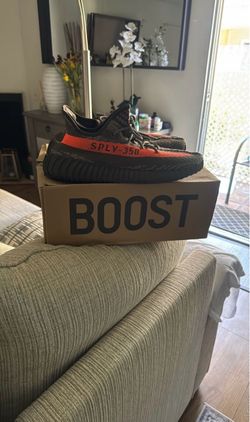 Adidas Yeezy Boost 350 V2 Bred