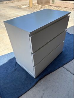 IKEA malm 3 drawer dresser
