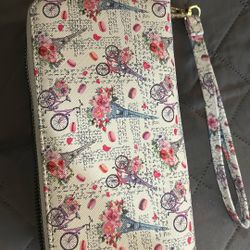 Paris Billfold With 2 Zippers, Lots Of Compartments