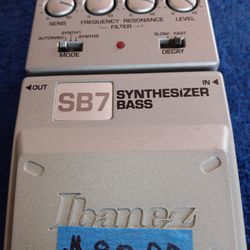 Ibanez SB7 Bass Guitar Synthesizer Pedal